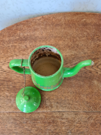 Vintage groen emaille koffiepotje