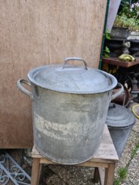 Oude zinken weck emmer met deksel