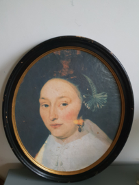 Antieke ovale lijst dame portret