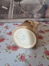 Beboterd melkkannetje art deco