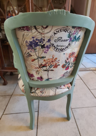 Oud brocante stoeltje antique gobelin stof