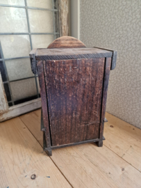 Oud bewerkt houten sieradenkastje ladekastje