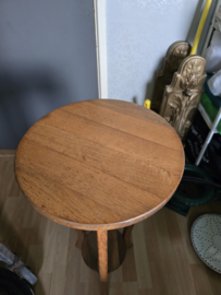 Oude houten plantentafel