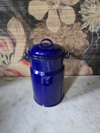 Donkerblauw emaille melkbus