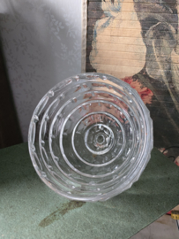 Kristallen stolp met onderbord