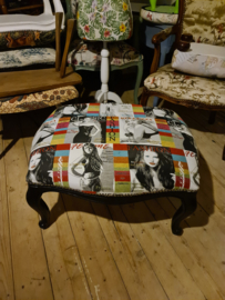 Voetenbank footstool pop art