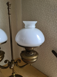 Antiek dubbele koperen olielamp