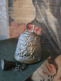 Antiek bronzen bel nr4