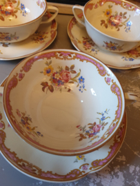 Soepkom met schotel Victorian Johnson Bros