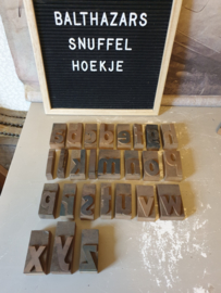 Oude houten letter alfabet stempels