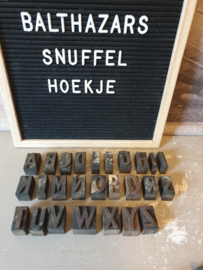 Oude houten letter alfabet stempels