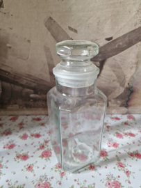 Oude glazen snoeppot stolppot