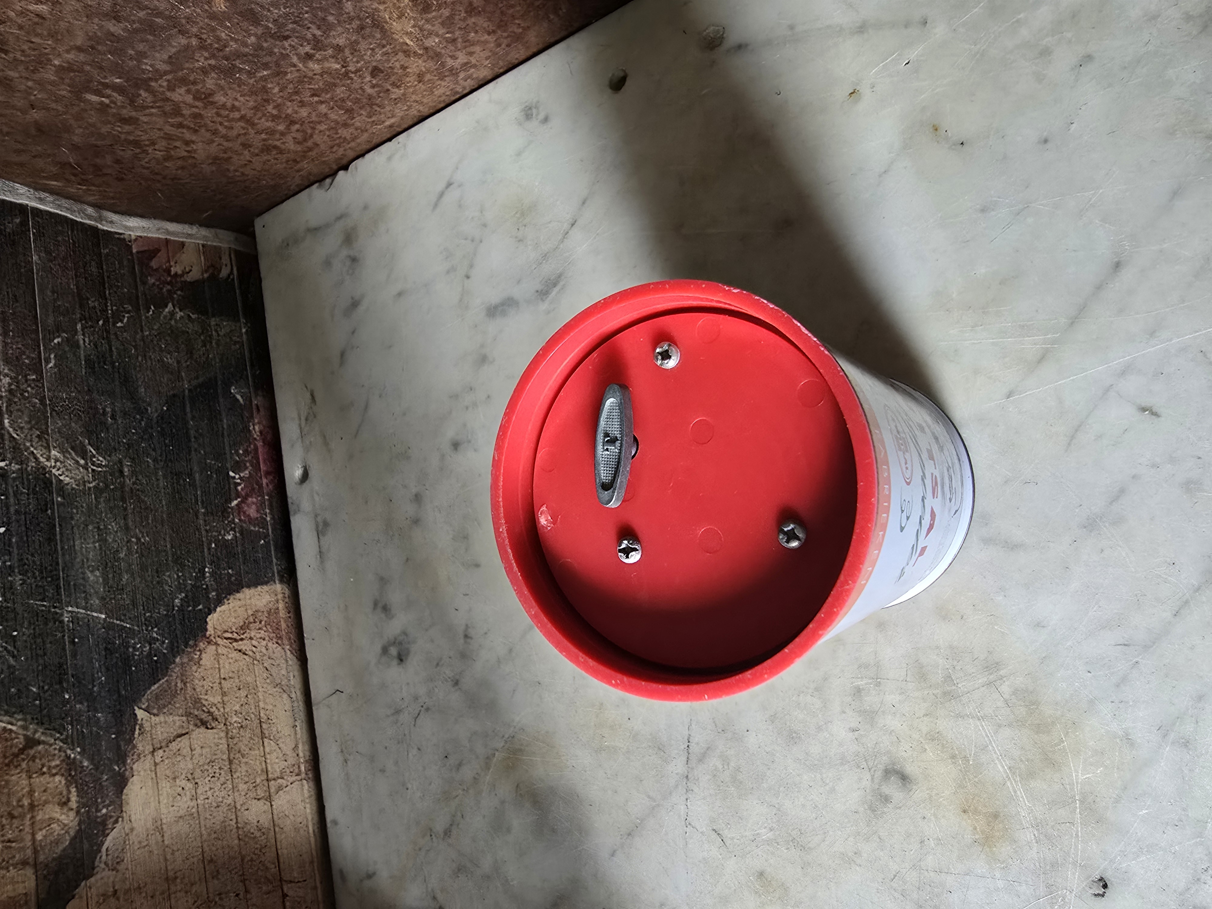 Oud blikken muziekdoosje Zwitsal