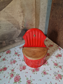 Rood emaille zoutpot houten deksel