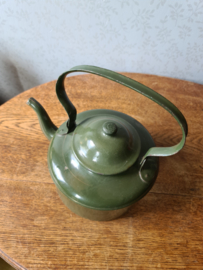 Donkergroen emaille waterketel ketel