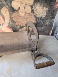 Antieke broodsnijder Voss