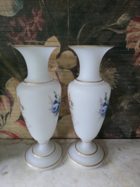 Antiek opaline glazen vaas