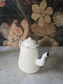 Wit emaille koffiepot