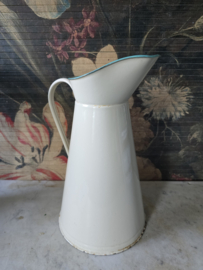 Creme emaille waterkan
