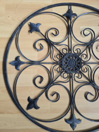 Smeedijzeren ornament franse lelie