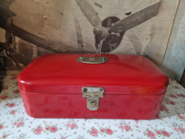 Rood emaille broodtrommel