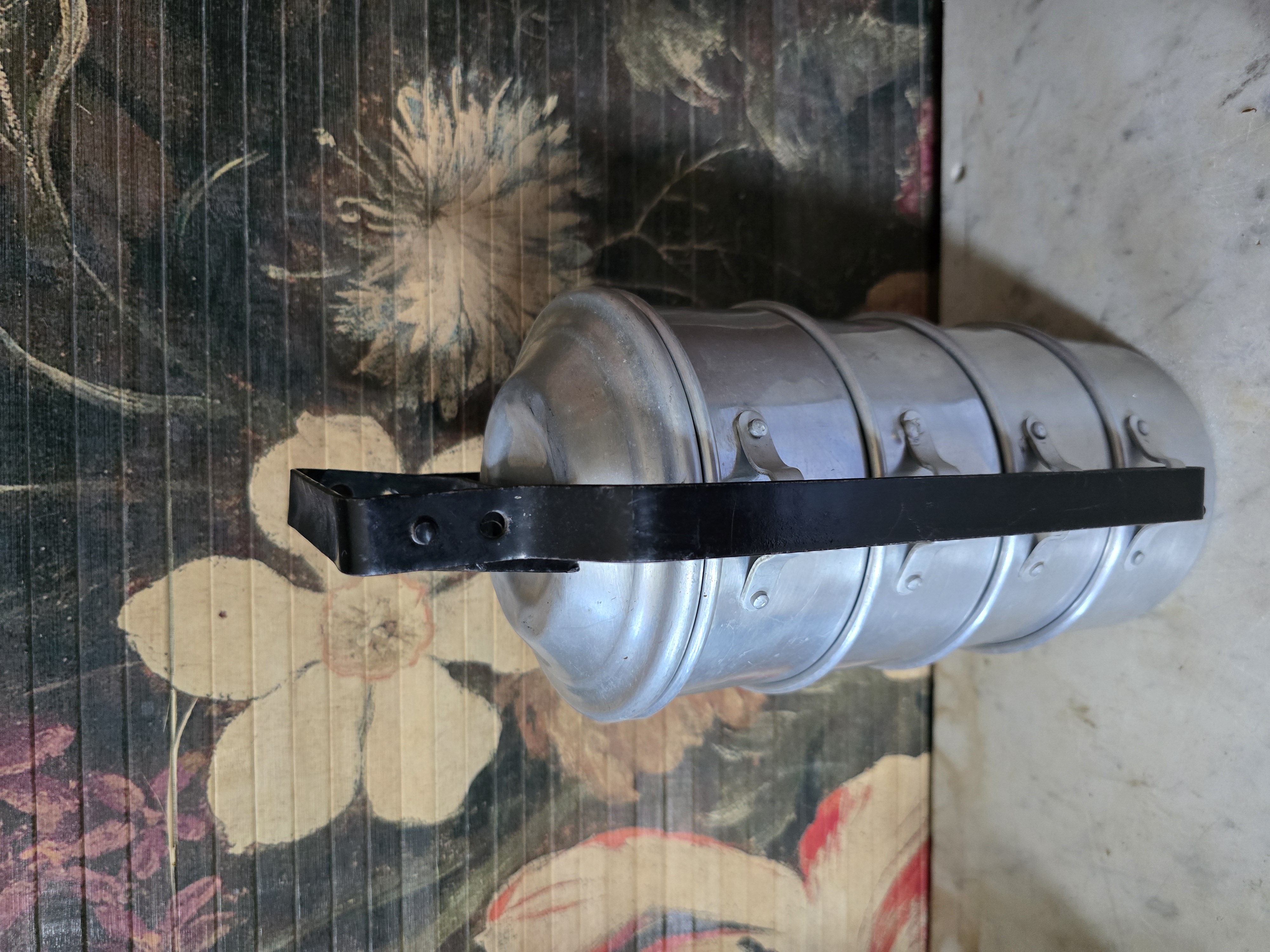 Aluminium rantang gamel