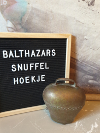 Oude grote koeienbel