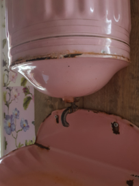 Antieke roze emaille waterreservoir met gouden bies