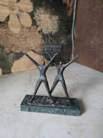 Bronzen beeld connexxion