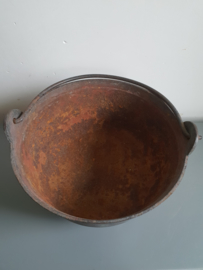 Zware gietijzeren pot heksenketel