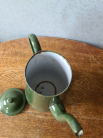 Donkergroen emaille koffiepot