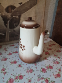 Creme bruin emaille koffiepot