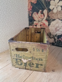 Oud houten krat Heineken