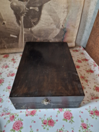 Oude houten scheerkist