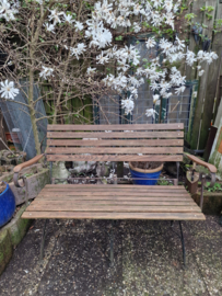 Tuinbankje