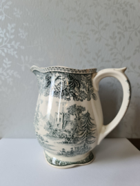 Oude brocante waterkan