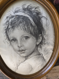 Vintage portret jong meisje op zijde