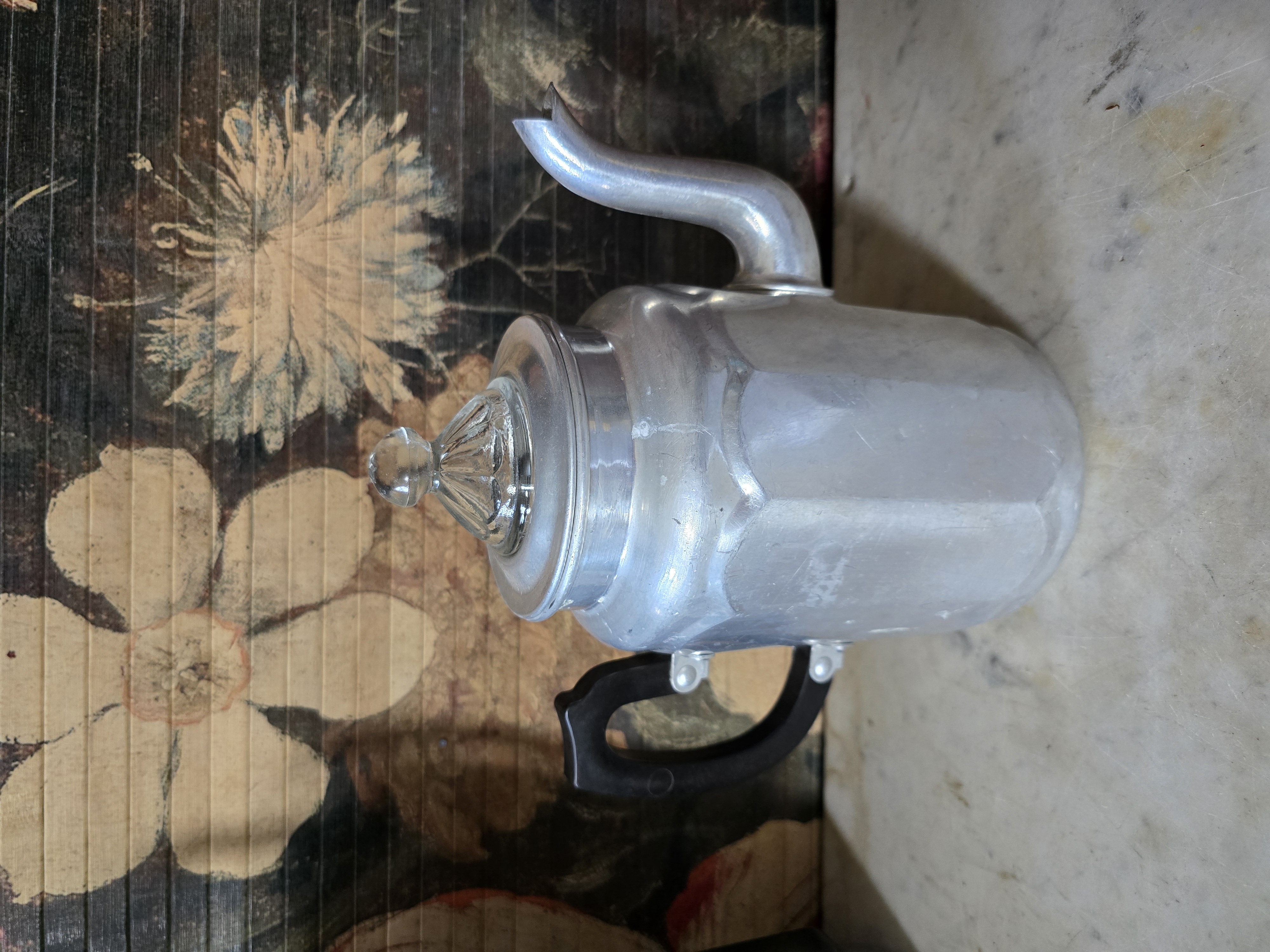 Grote aluminium pruttelpot glazen knop