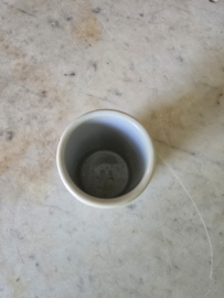 Oud zalfpotje nr19