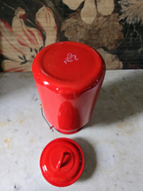 Rood emaille melkbus