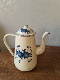 Creme emaille koffiepot blauwe bloemen