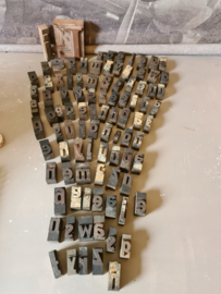 Lotje oude houten letter stempels
