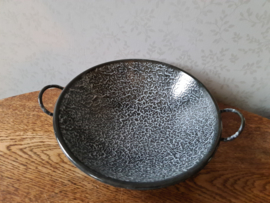 Grijs gewolkte emaille wok