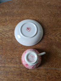 Kop en schotel teadrinker rood
