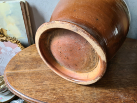 Grote bruine Keulse pot