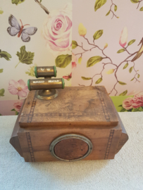 Antieke bureau rookset kalender muziekdoos