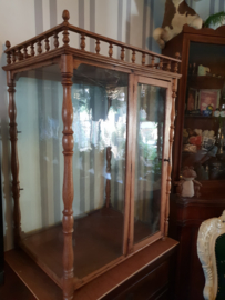 Antieke toonbankvitrine  apothekers vitrinekastje
