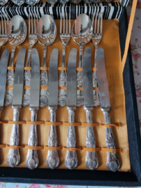 Brocante verzilverd bestek in doos