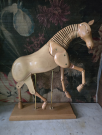 Anatomisch houten ledenpaard