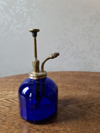 Oud blauw glazen verstuiver